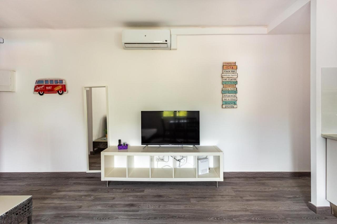 סנט אדריה דה בסוס Barca 3 New Lovely Aprtment Near Beach מראה חיצוני תמונה